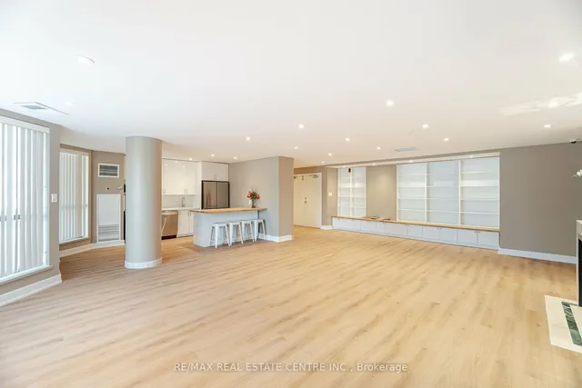 Additional image 38 of 1155 Bough Beeches Blvd Unit 208