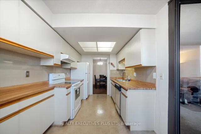 Additional image 15 of 4235 Sherwoodtowne Blvd Unit 702