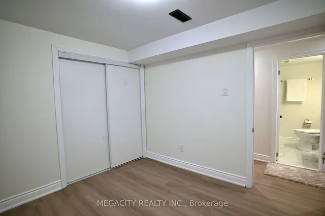 Additional image 23 of 7800 Priory Cres