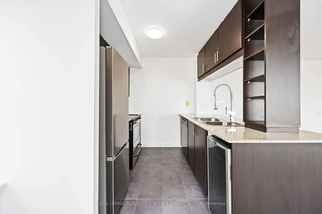 Additional image 15 of 25 Town Centre Crt Unit 1205