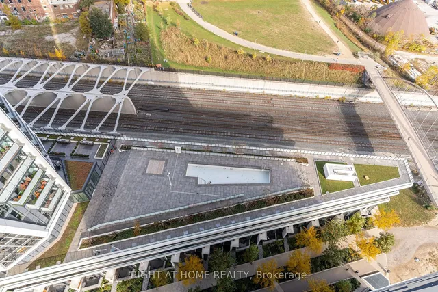 Additional image 21 of 30 Ordnance St Unit 2006