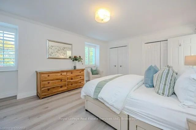 Additional image 18 of 2145 ELMHURST Ave