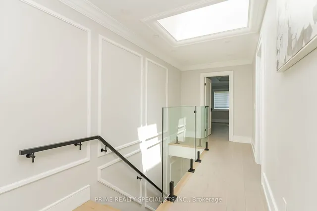 Additional image 20 of 71 Sixteenth St