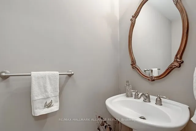 Additional image 20 of 1510 Craigleith Rd