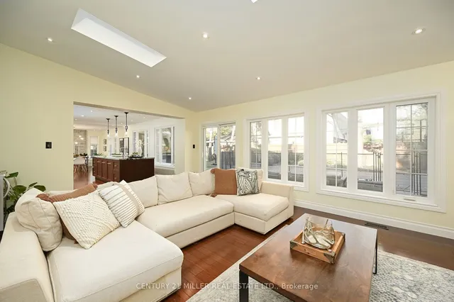 Additional image 16 of 1459 Durham St