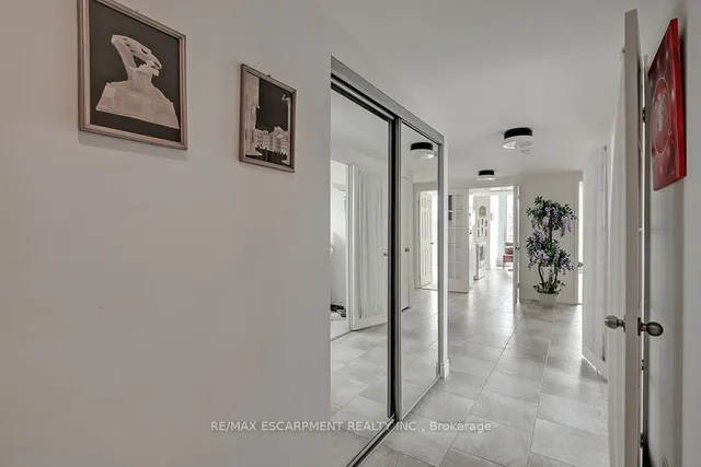 Additional image 9 of 415 LOCUST St Unit 1001