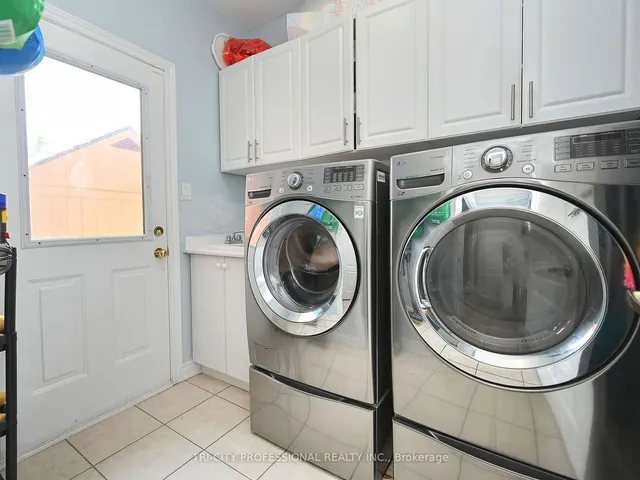 Additional image 28 of 112 Stoneylake Ave