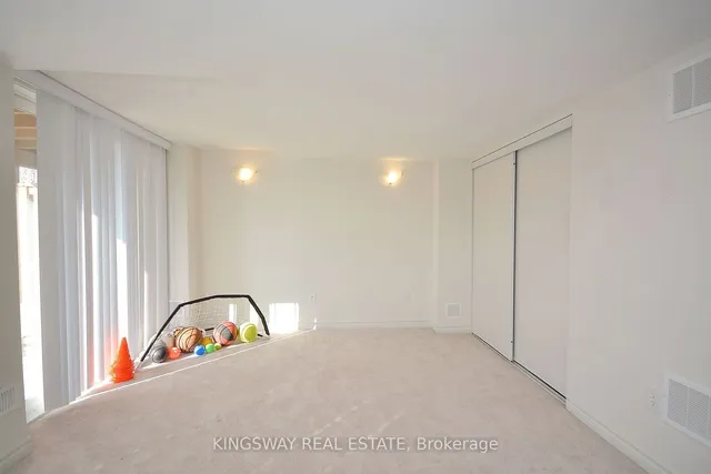 Additional image 33 of 50 Edinburgh Dr Unit 70