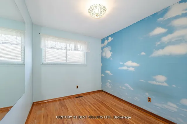 Additional image 22 of 68 Lynmont Rd