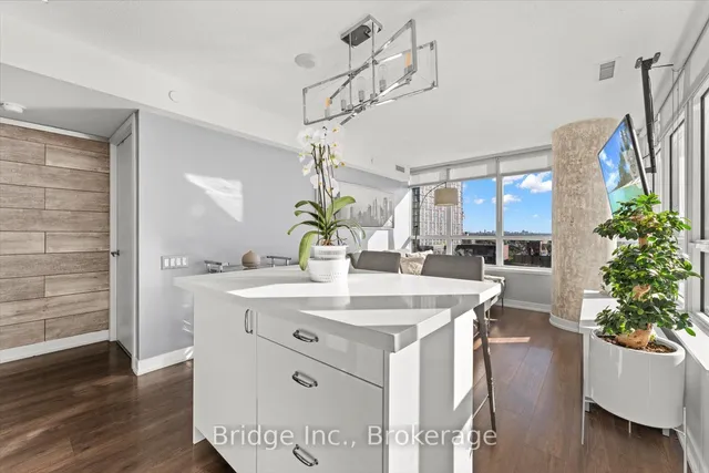 Additional image 14 of 365 Church St Unit 1410