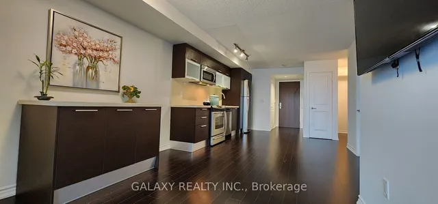 Additional image 8 of 386 Yonge St Unit 1505