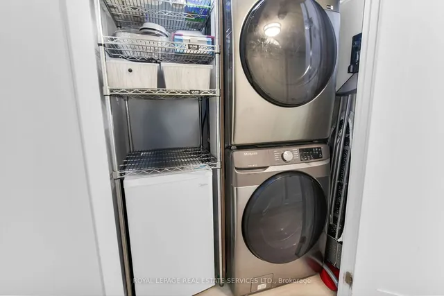 Additional image 11 of 30 Wellington St Unit 2006