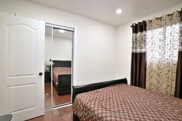 Additional image 10 of 7800 Priory Cres