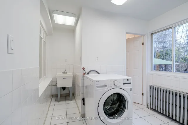 Additional image 19 of 36 Gothic Ave