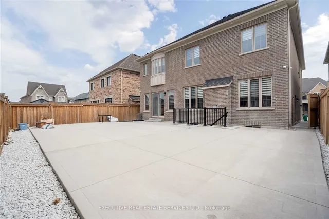 Additional image 39 of 48 Foothills Cres