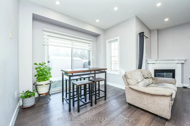 Additional image 10 of 530 Driftcurrent Dr Unit 29