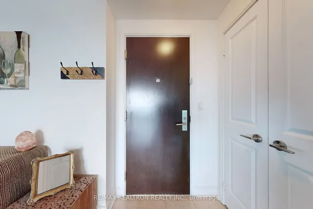 Additional image 20 of 50 Absolute Ave Unit 3801