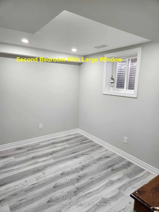 Additional image 28 of 43 Mallard Cres