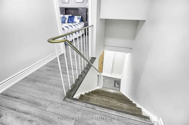 Additional image 10 of 23 Hector Crt