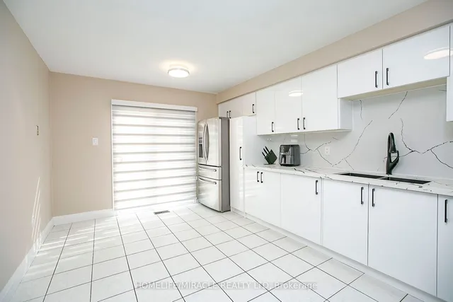 Additional image 14 of 107 Michigan Ave