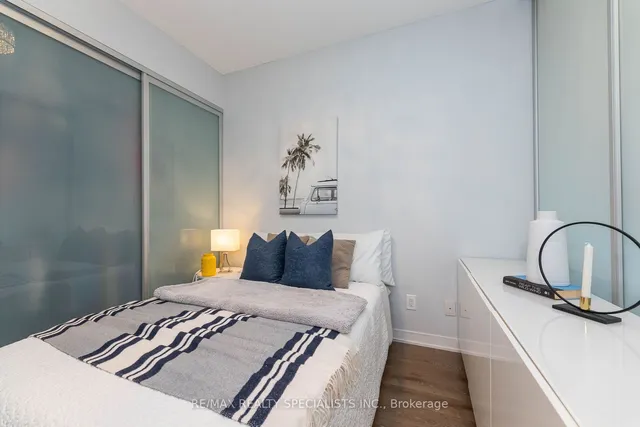 Additional image 22 of 90 PARK LAWN Rd Unit 1212