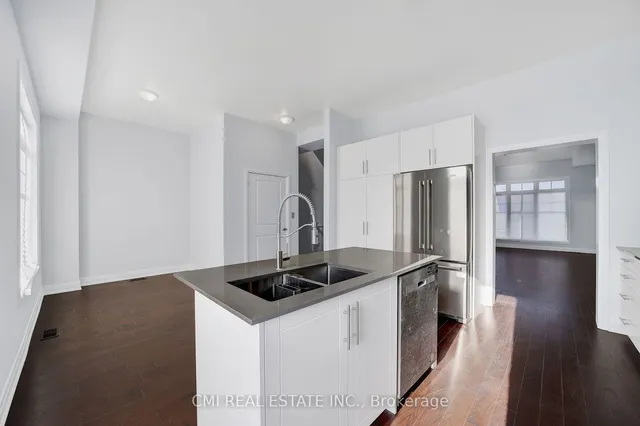 Additional image 9 of 2122 Royal Gala Circ