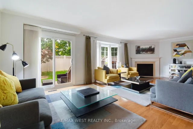 Additional image 10 of 2145 Country Club Dr Unit 6