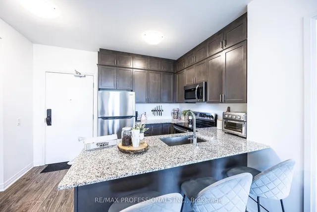 Additional image 3 of 95 Dundas St Unit 118