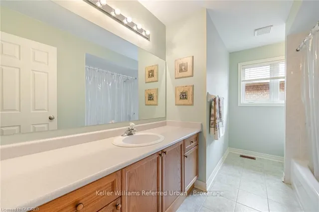 Additional image 30 of 2477 LONGRIDGE Cres