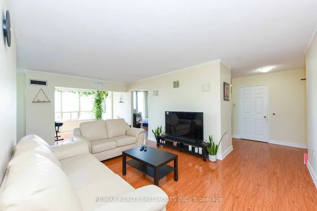 Additional image 7 of 20 Cherrytree Dr Unit 1010