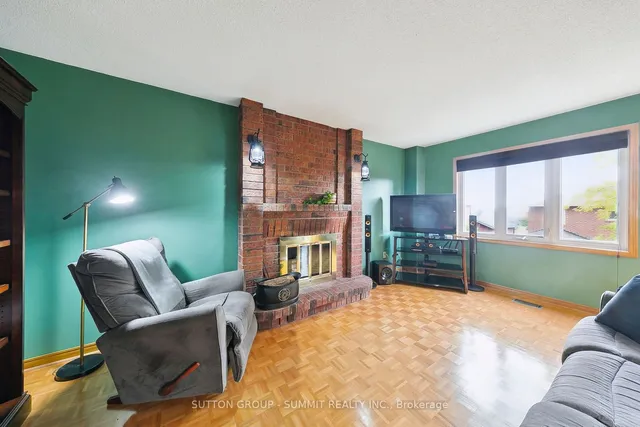 Additional image 15 of 2722 Kingsway Dr