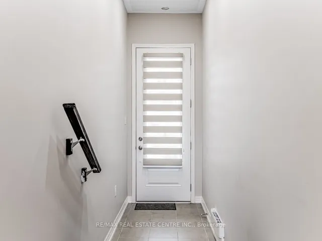 Additional image 4 of 128 Burnhamthorpe Rd