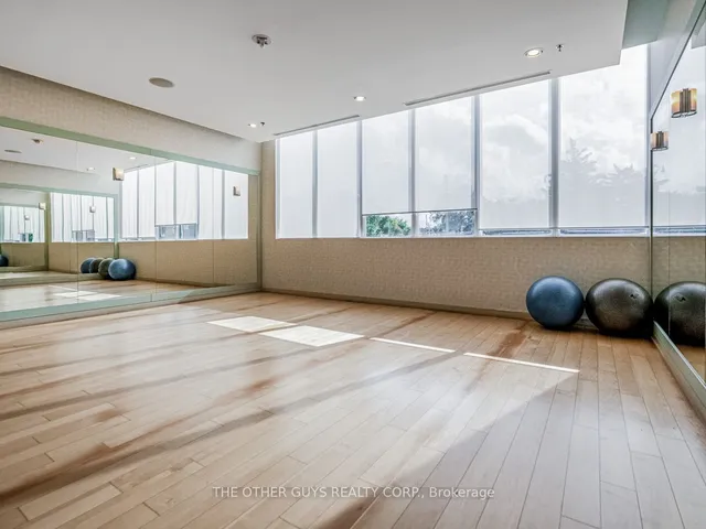 Additional image 5 of 100 John St Unit 2103