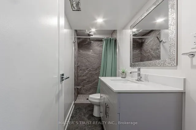 Additional image 31 of 4063 Dursley Cres