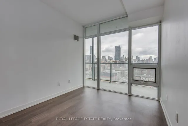 Additional image 16 of 105 George St Unit 1215