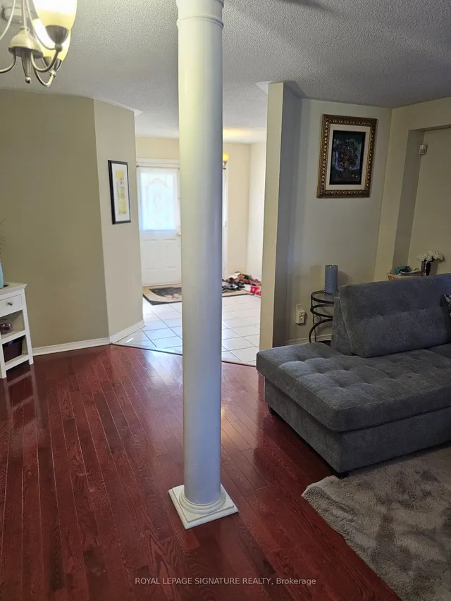 Additional image 15 of 46 Stirrup Crt