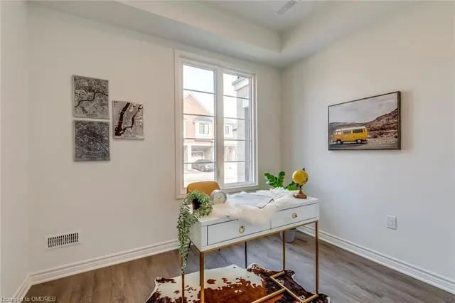 Additional image 7 of 3044 Bramall Gdns