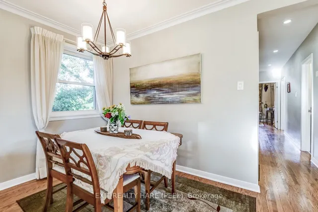 Additional image 11 of 10 Chestnut Ave