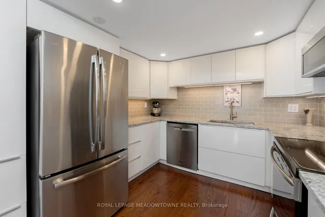 Additional image 12 of 310 Mill St Unit 1102