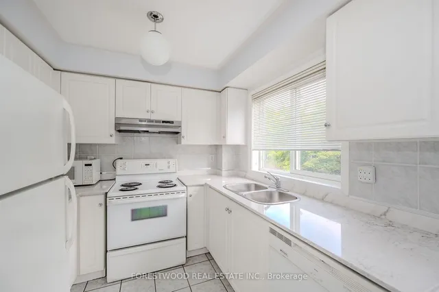 Additional image 9 of 80 Acorn Pl Unit 211