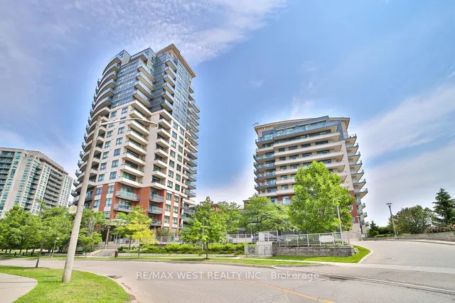 25 Fontenay Crt Unit 808