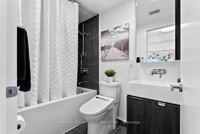 Additional image 27 of 370 MARTHA St Unit 210