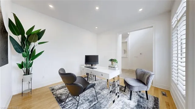 Additional image 18 of 2238 Lyndhurst Dr