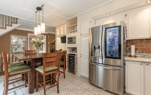 Additional image 13 of 12 Axminster Rd