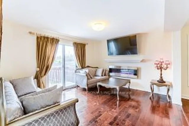 Additional image 8 of 292 Laurentian Ave