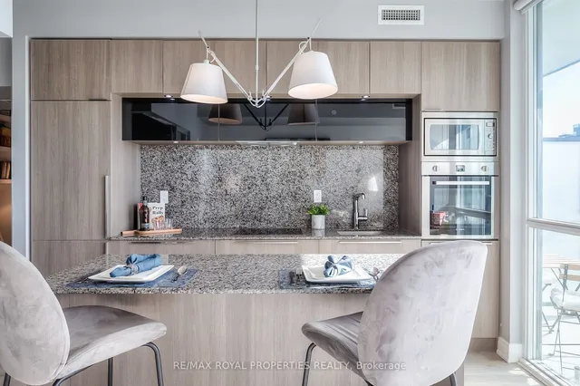 Additional image 6 of 88 Blue Jays Way Unit 3507