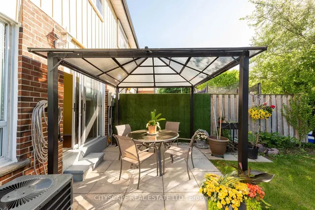 Additional image 34 of 32 Vodden Crt