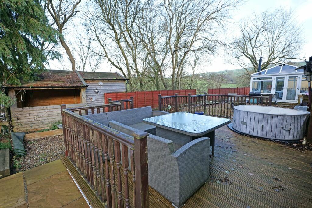 Additional image 32 of Dotcliffe Road, Kelbrook, BB18