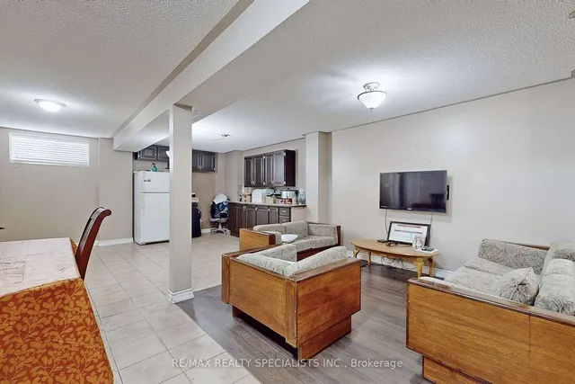 Additional image 9 of 69 Red Maple Dr