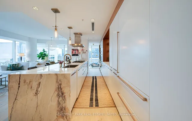 Additional image 7 of 180 University Ave Unit 3206